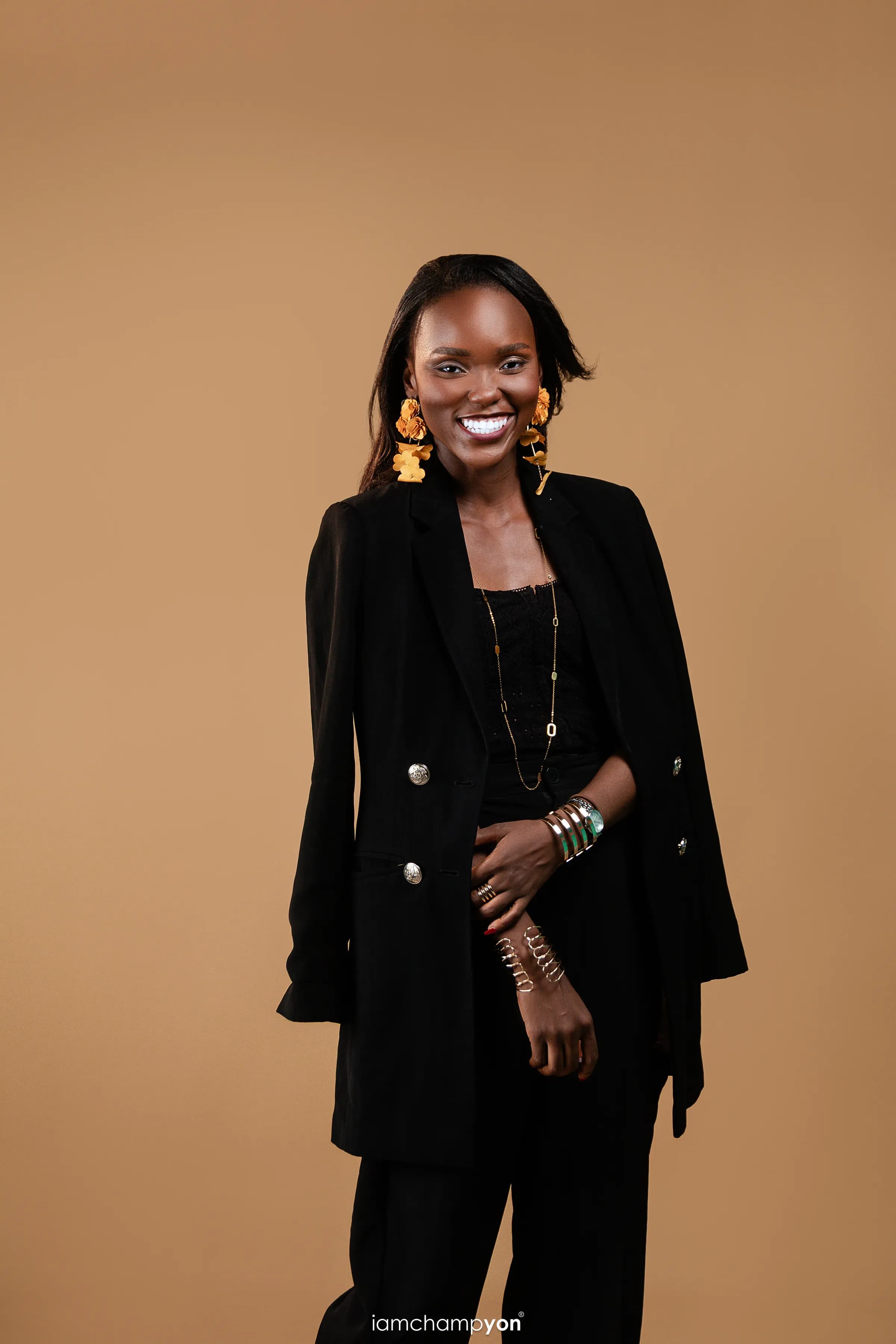 Prunellefin — Studio par Champyon Pictures, Abidjan