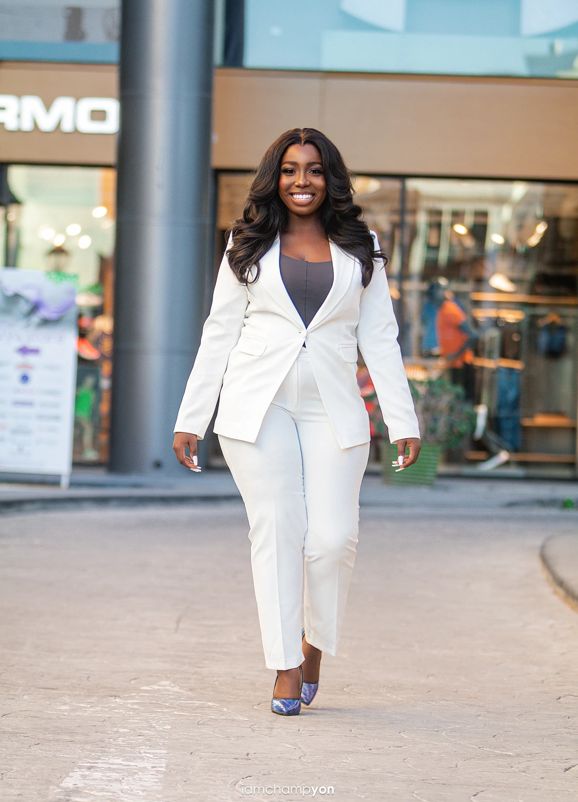 Sympli Ria — Corporate par Champyon Pictures, Abidjan